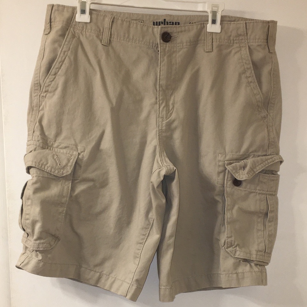 Urban Pipeline Khaki Cargo Shorts Size 38